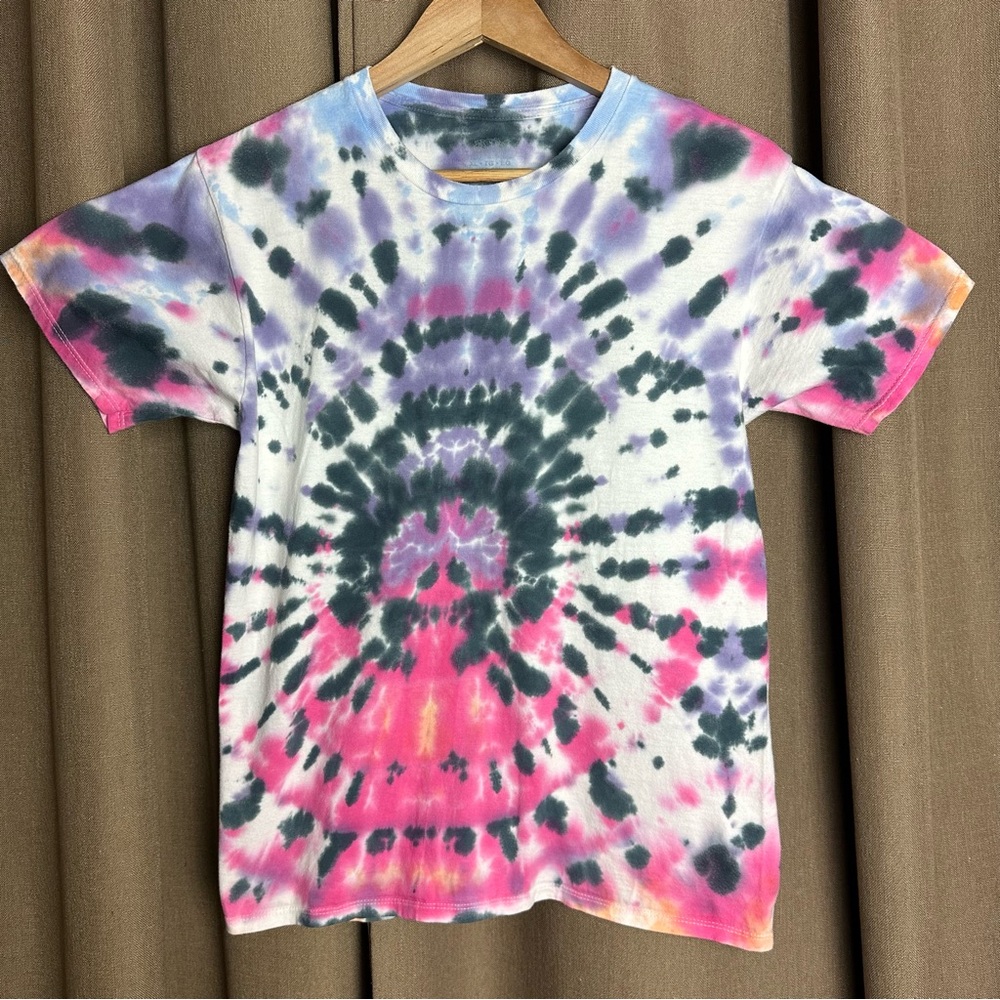 Tie-Dye Tee‎